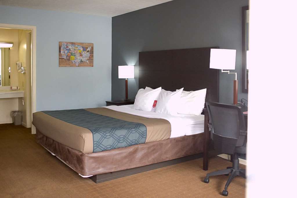 Econo Lodge Inn & Suites South Sandusky Bilik gambar